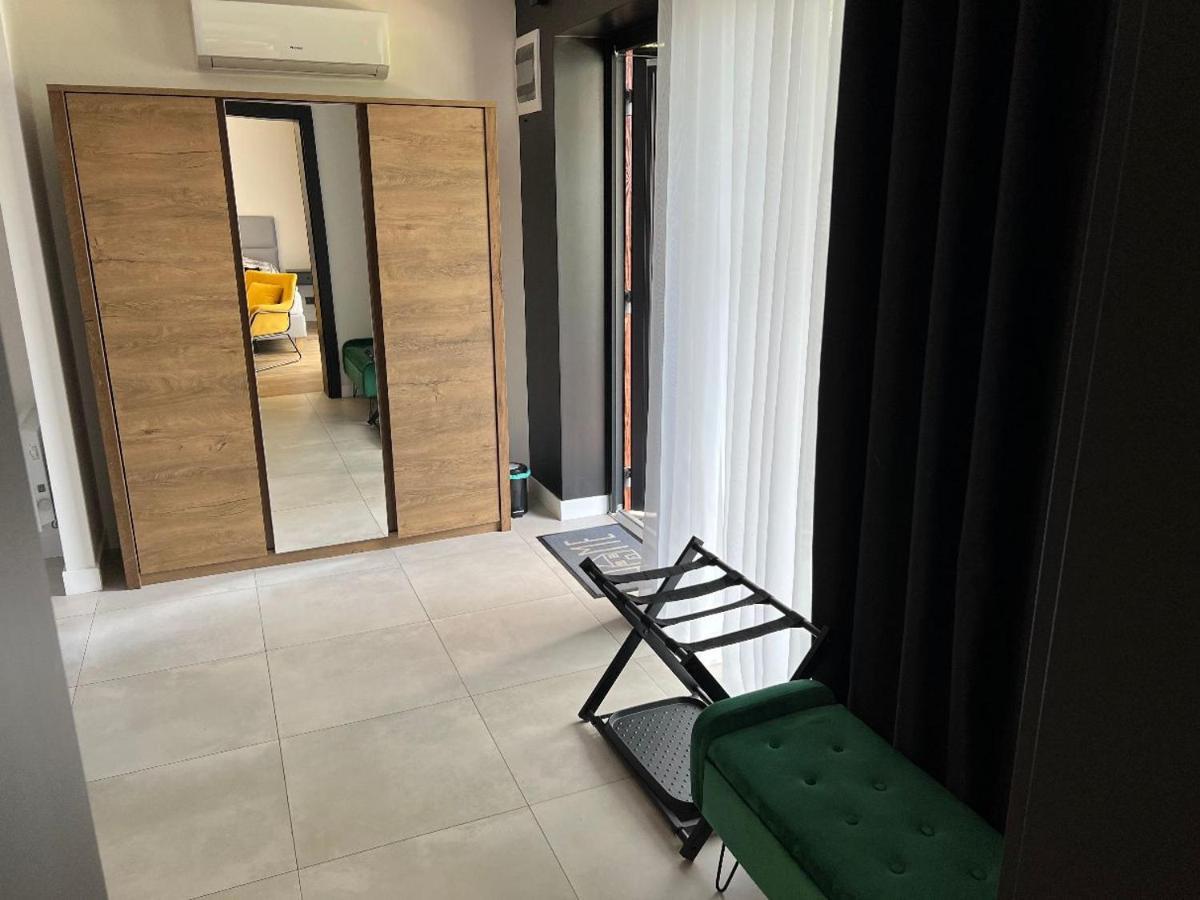 Wrzos Resort & Wellness **** Domki Caloroczne ベンギエルスカ・グルカ エクステリア 写真